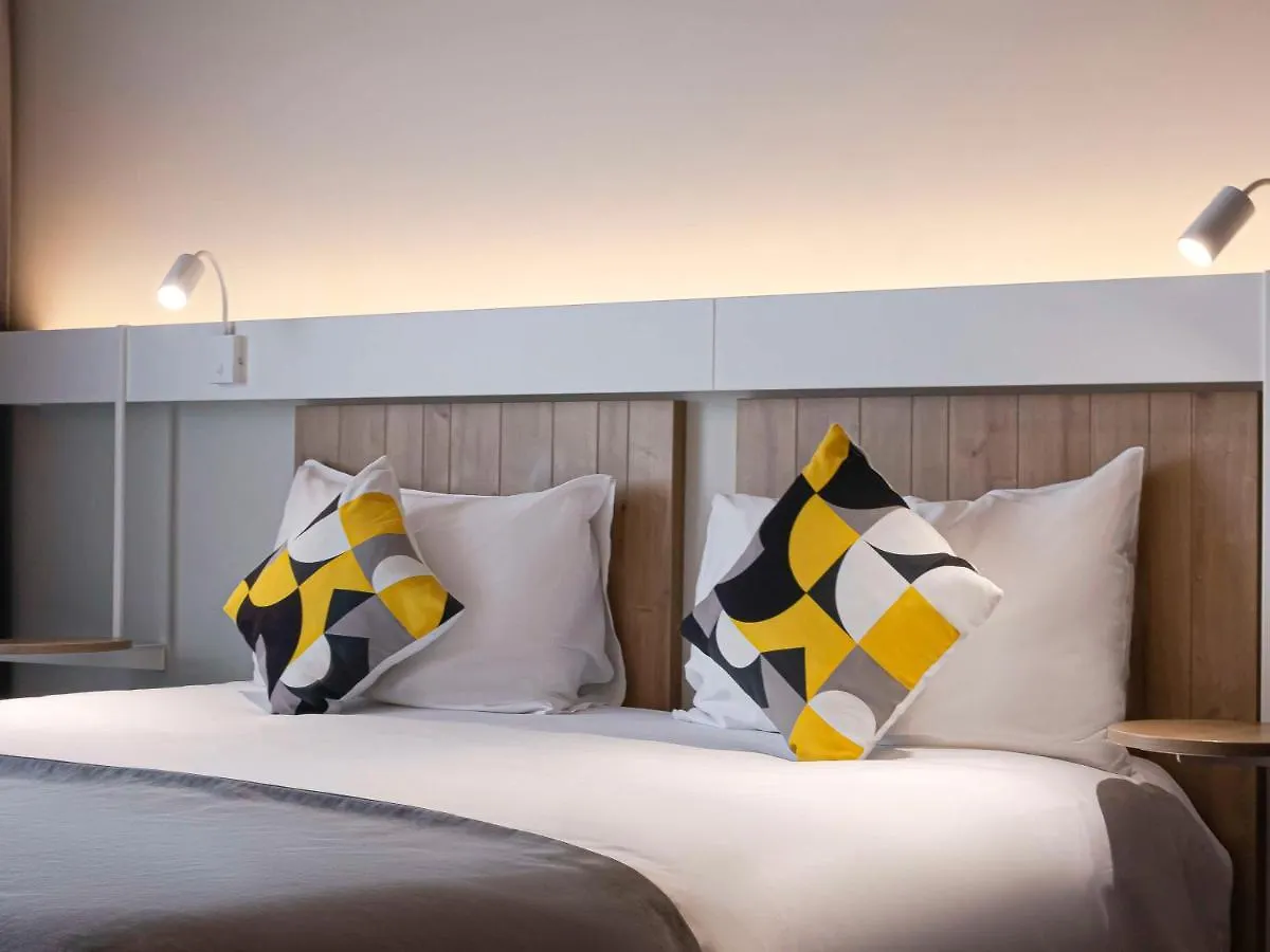 Ibis Bucharest Politehnica Hotel 3*,